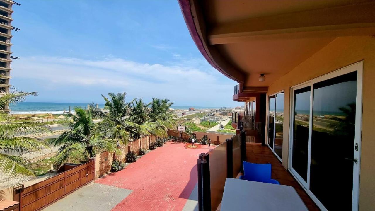 La Sunset Bed & Breakfast Accra Bagian luar foto