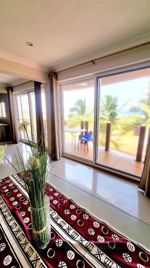 La Sunset Bed & Breakfast Accra Bagian luar foto