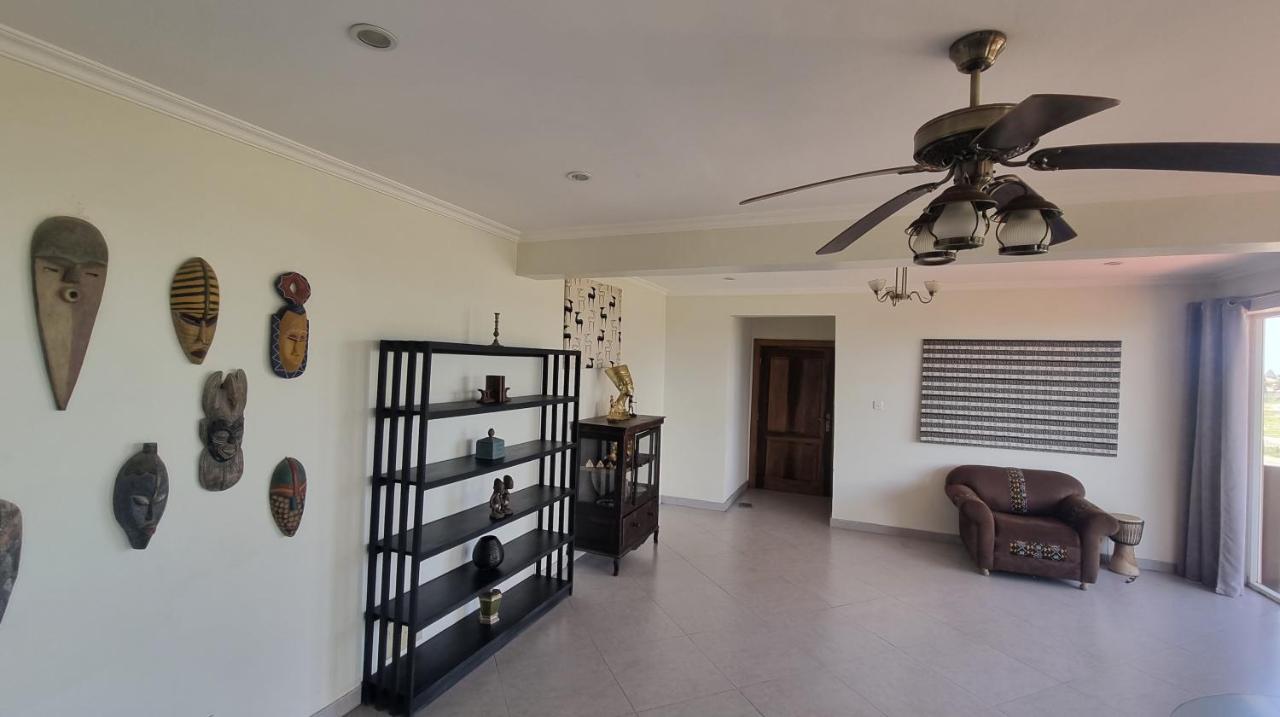 La Sunset Bed & Breakfast Accra Bagian luar foto
